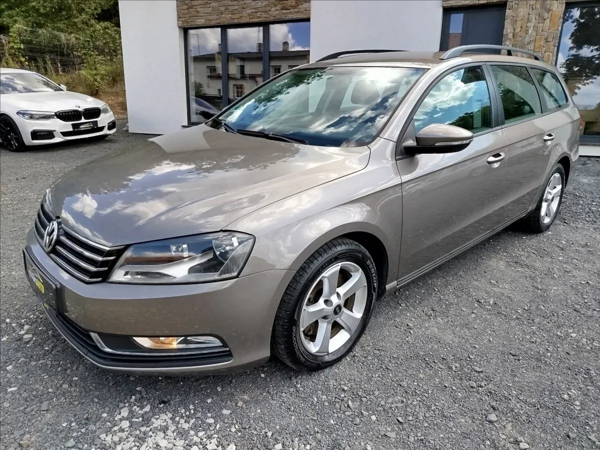 Volkswagen Passat - Náhled 2