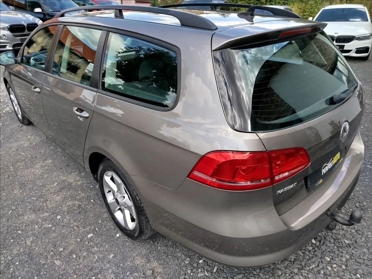 Volkswagen Passat - Náhled 4