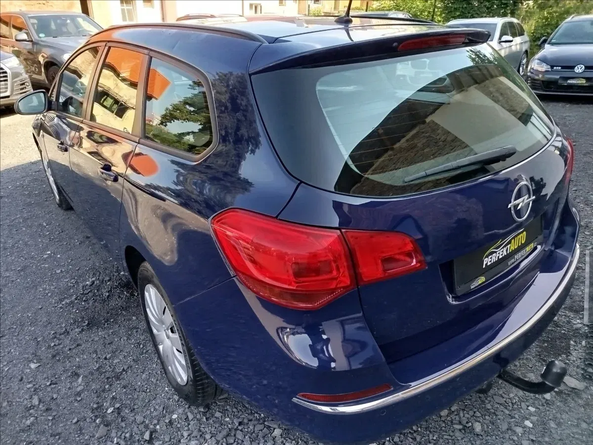 Opel Astra - Náhled 4