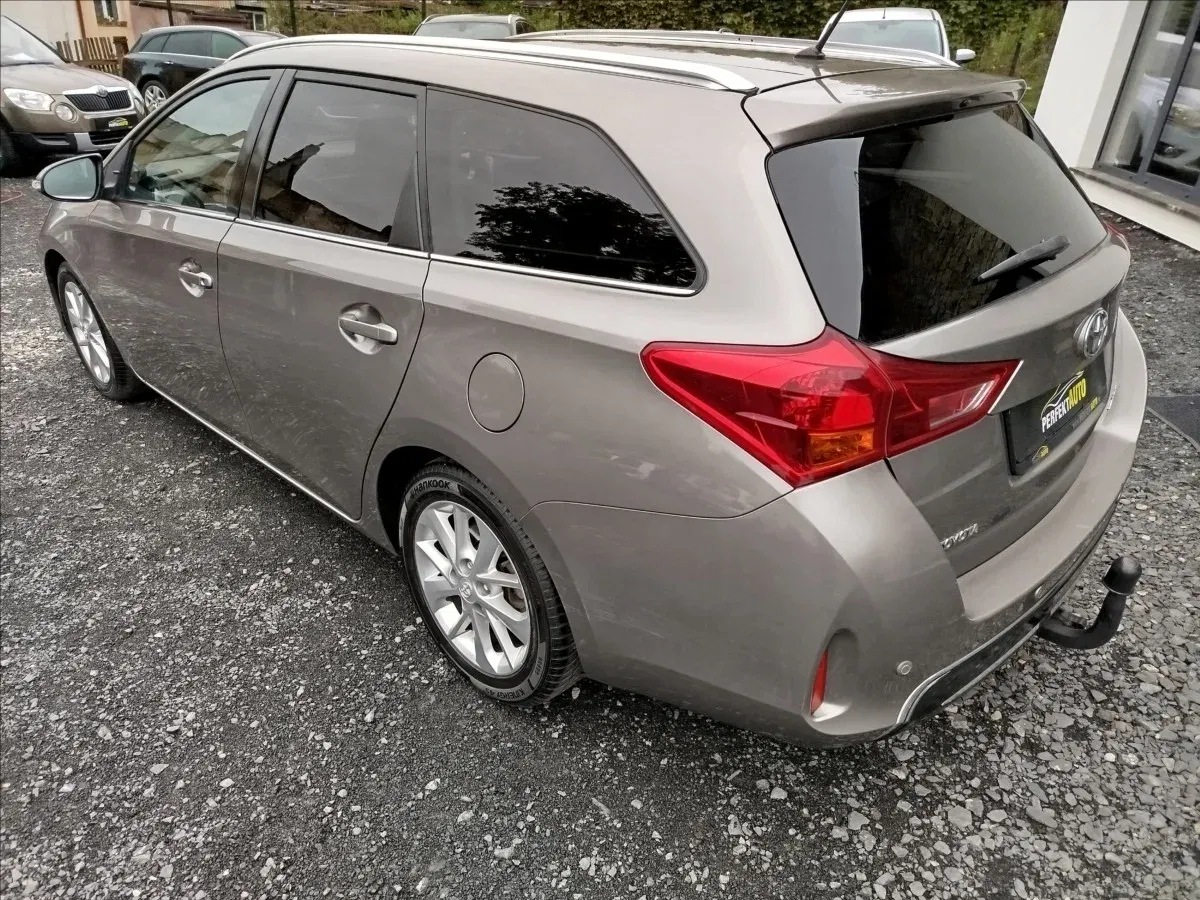 Toyota Auris - Náhled 4