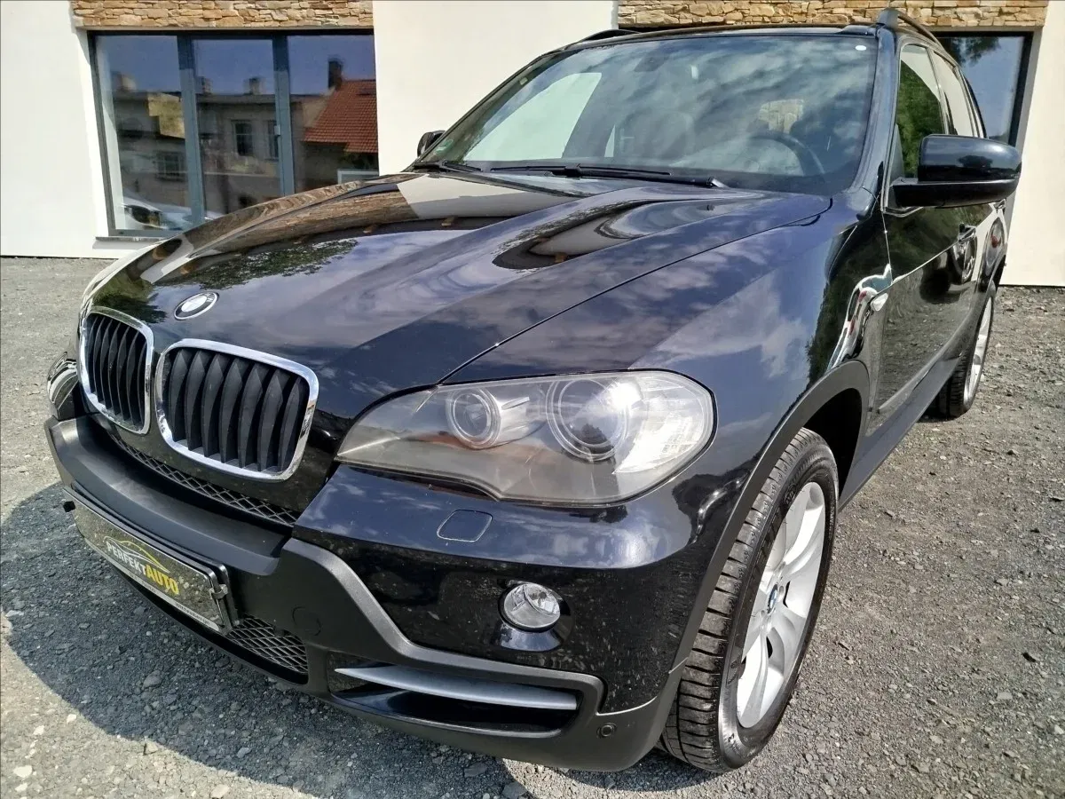 BMW X5 - Obrázek 1