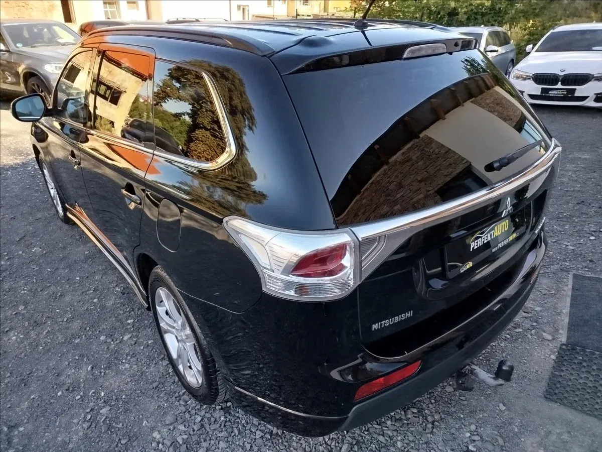 Mitsubishi Outlander - Náhled 4