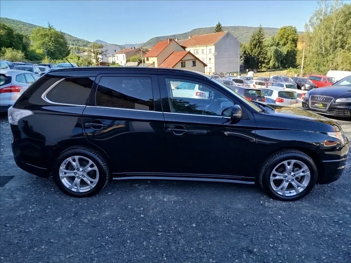 Mitsubishi Outlander - Náhled 7