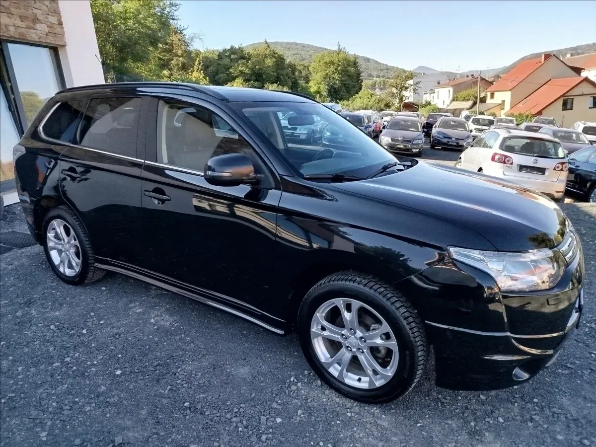 Mitsubishi Outlander - Náhled 8