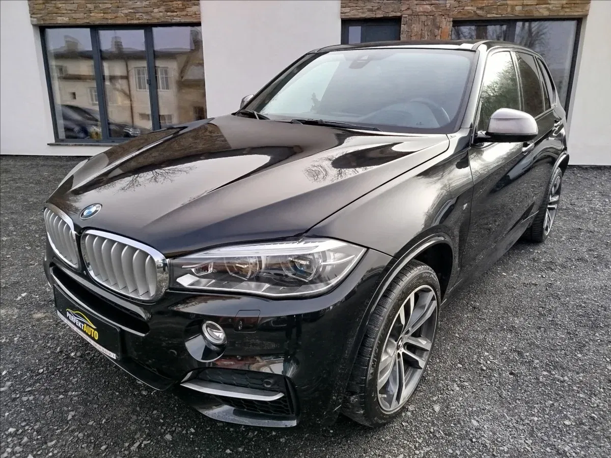BMW X5 - Obrázek 1