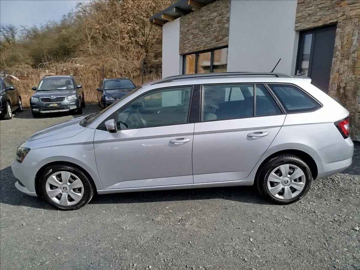 Škoda Fabia - Náhled 3