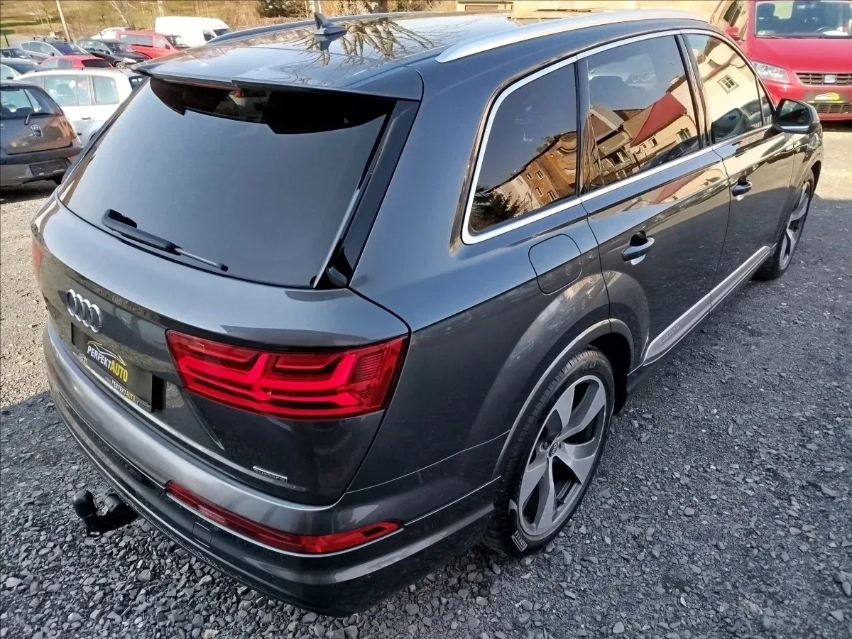 Audi Q7 - Náhled 6