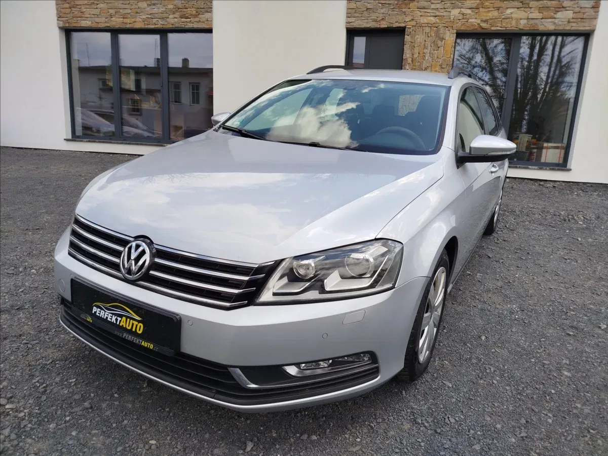 Volkswagen Passat - Obrázek 1