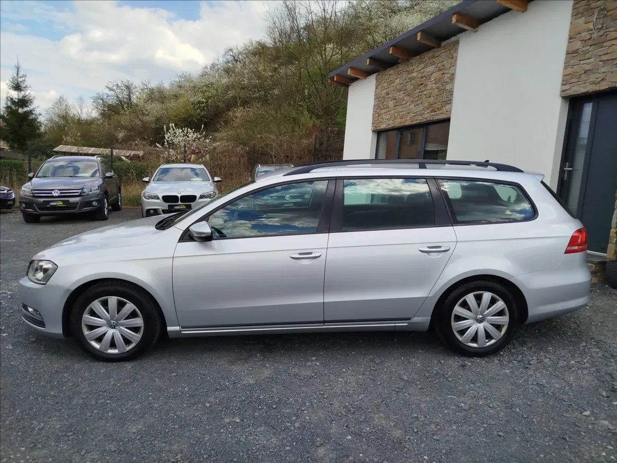 Volkswagen Passat - Náhled 3