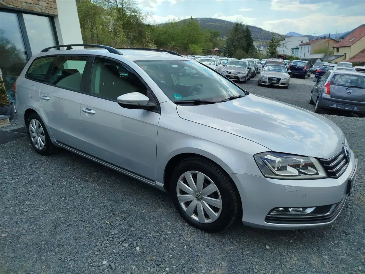 Volkswagen Passat - Náhled 8