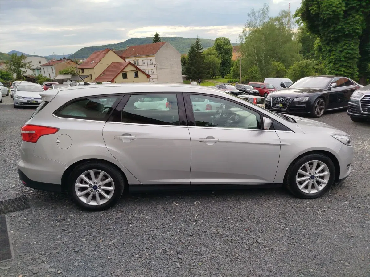 Ford Focus - Náhled 7