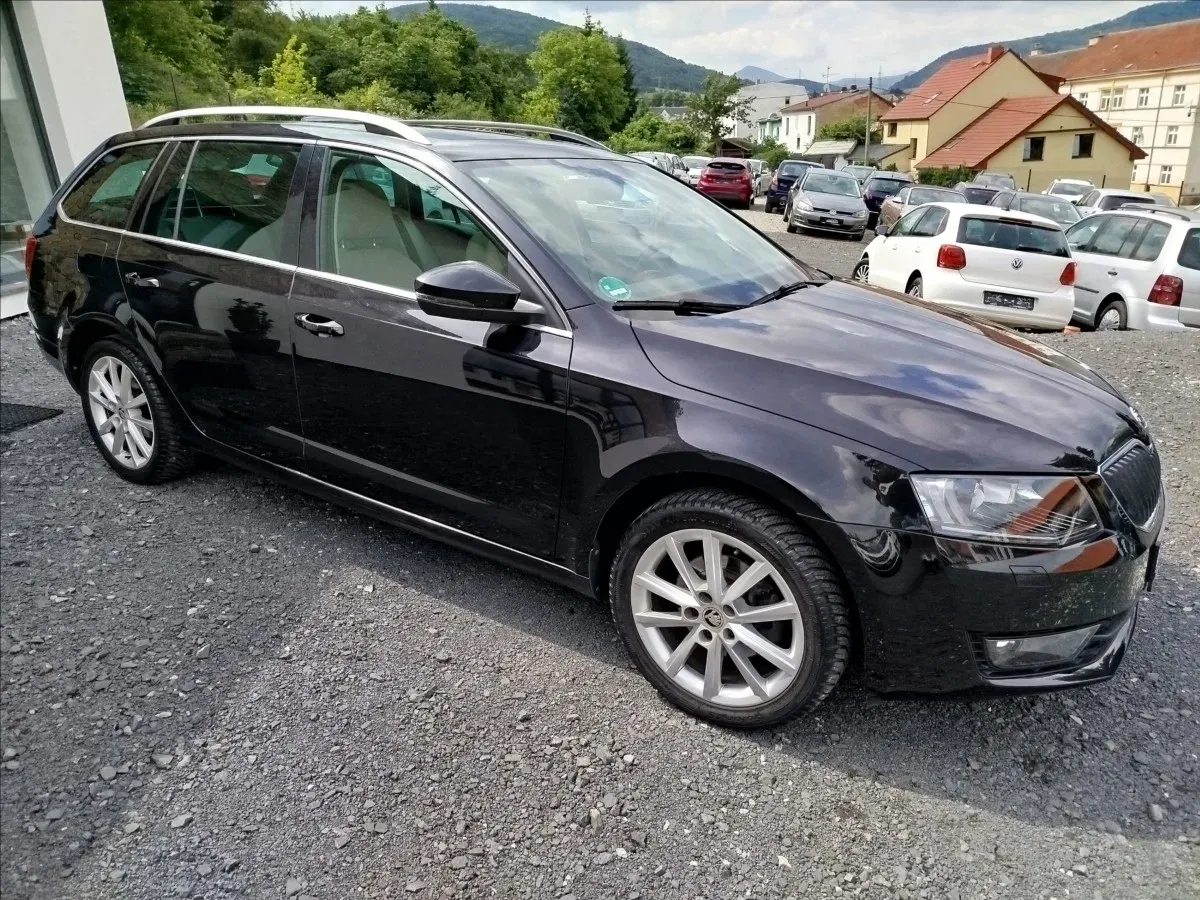 Škoda Octavia - Náhled 8