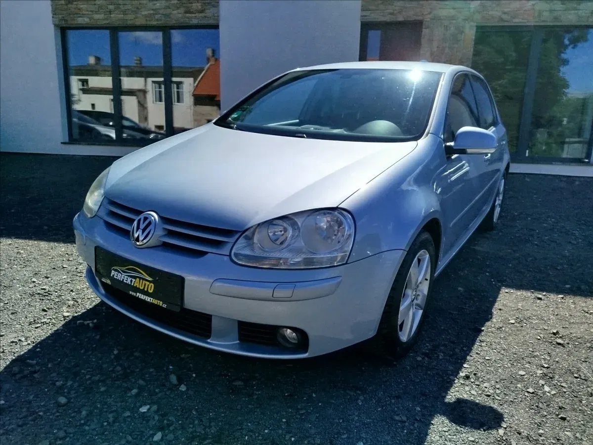 Volkswagen Golf - Obrázek 1
