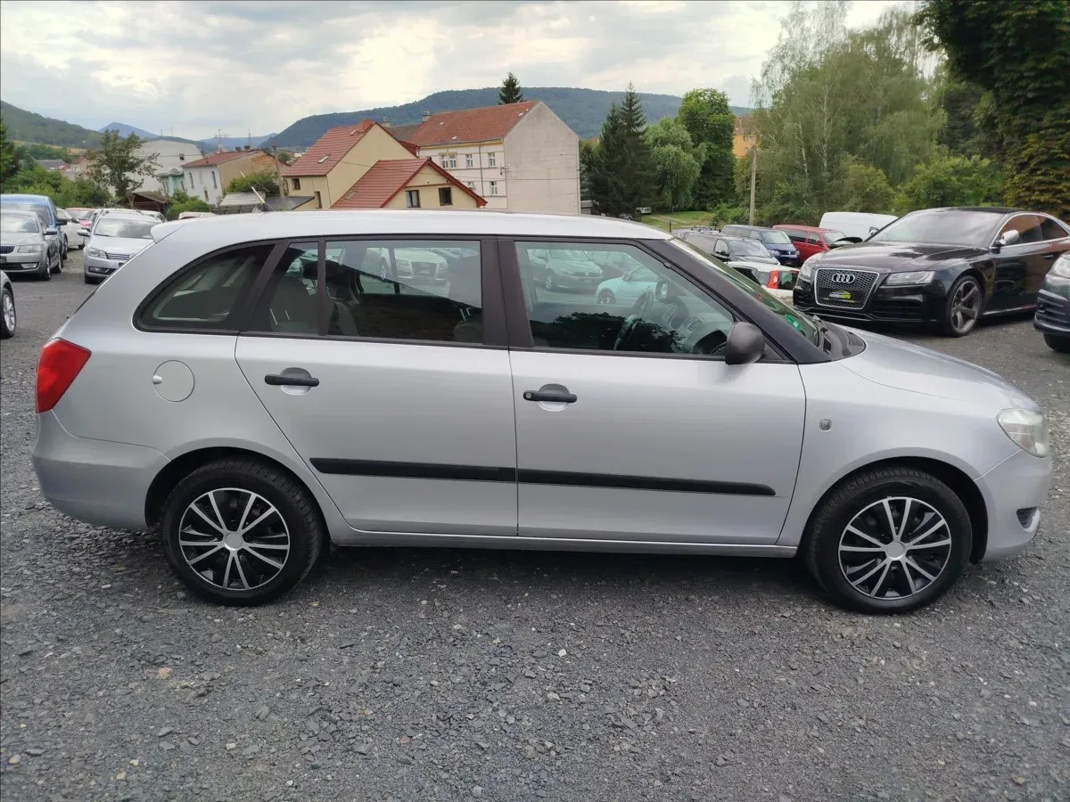 Škoda Fabia - Náhled 7