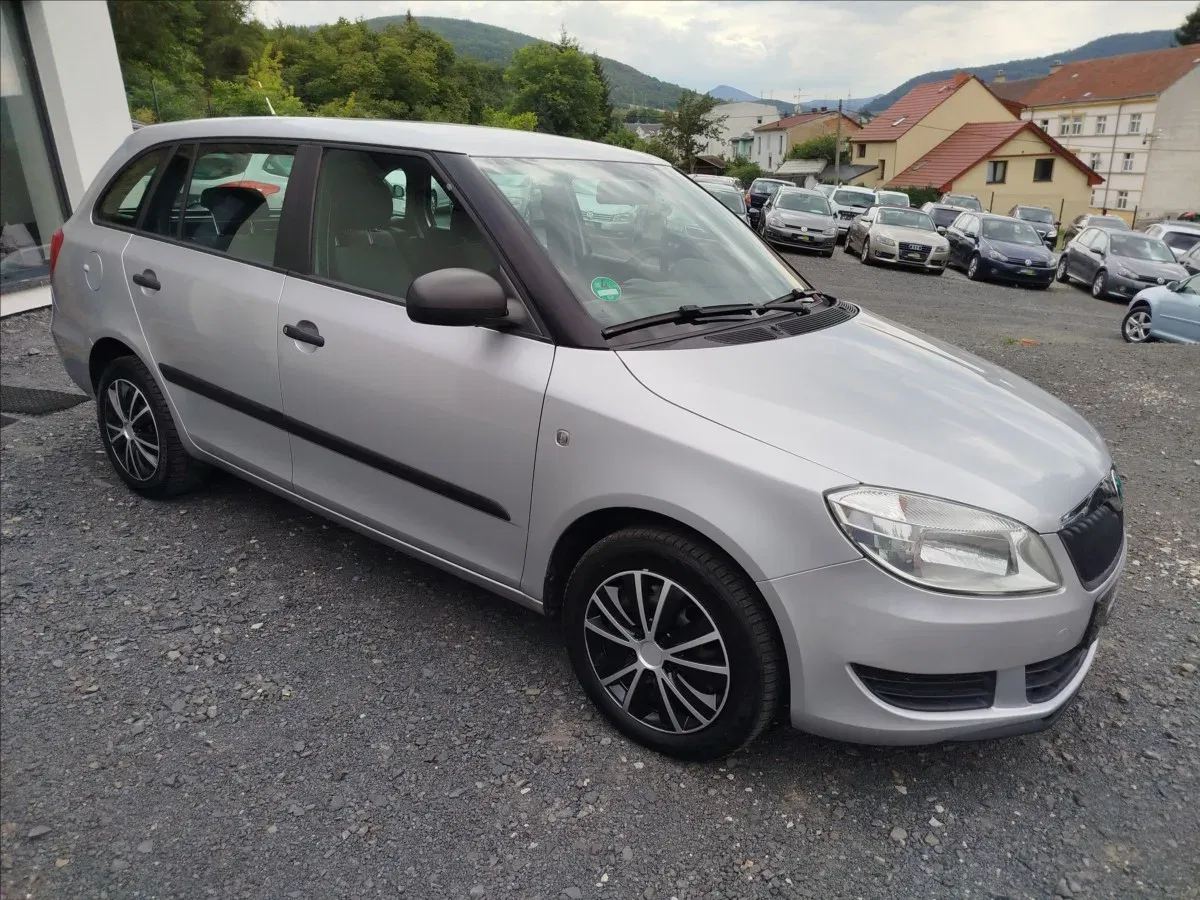 Škoda Fabia - Náhled 8