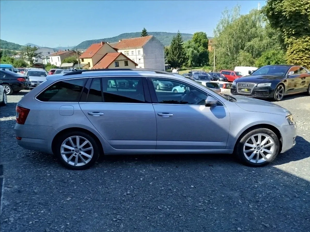 Škoda Octavia - Náhled 7