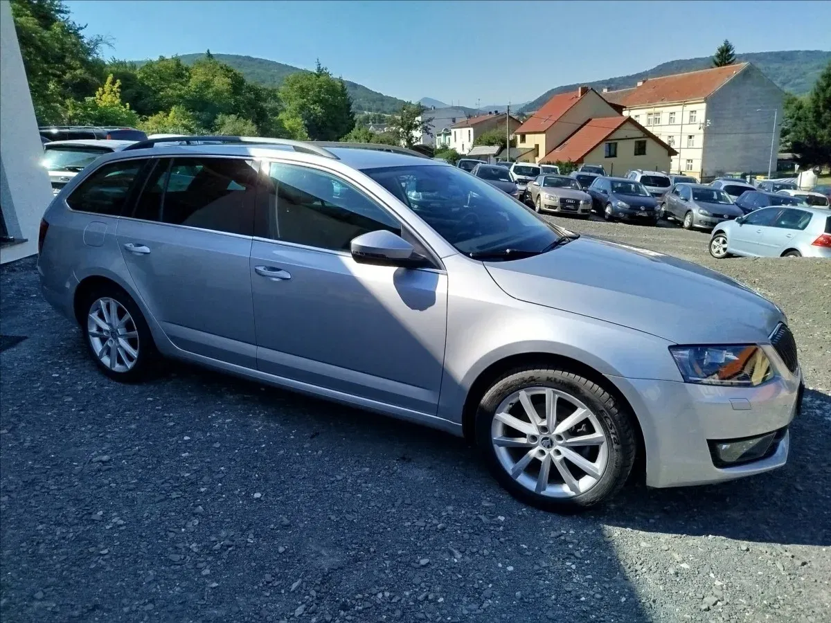 Škoda Octavia - Náhled 8