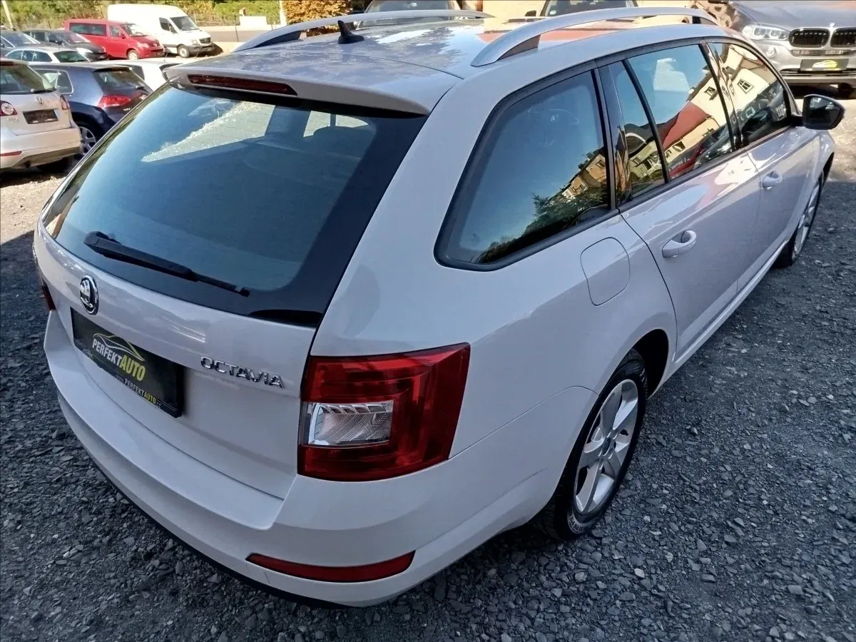 Škoda Octavia - Náhled 6