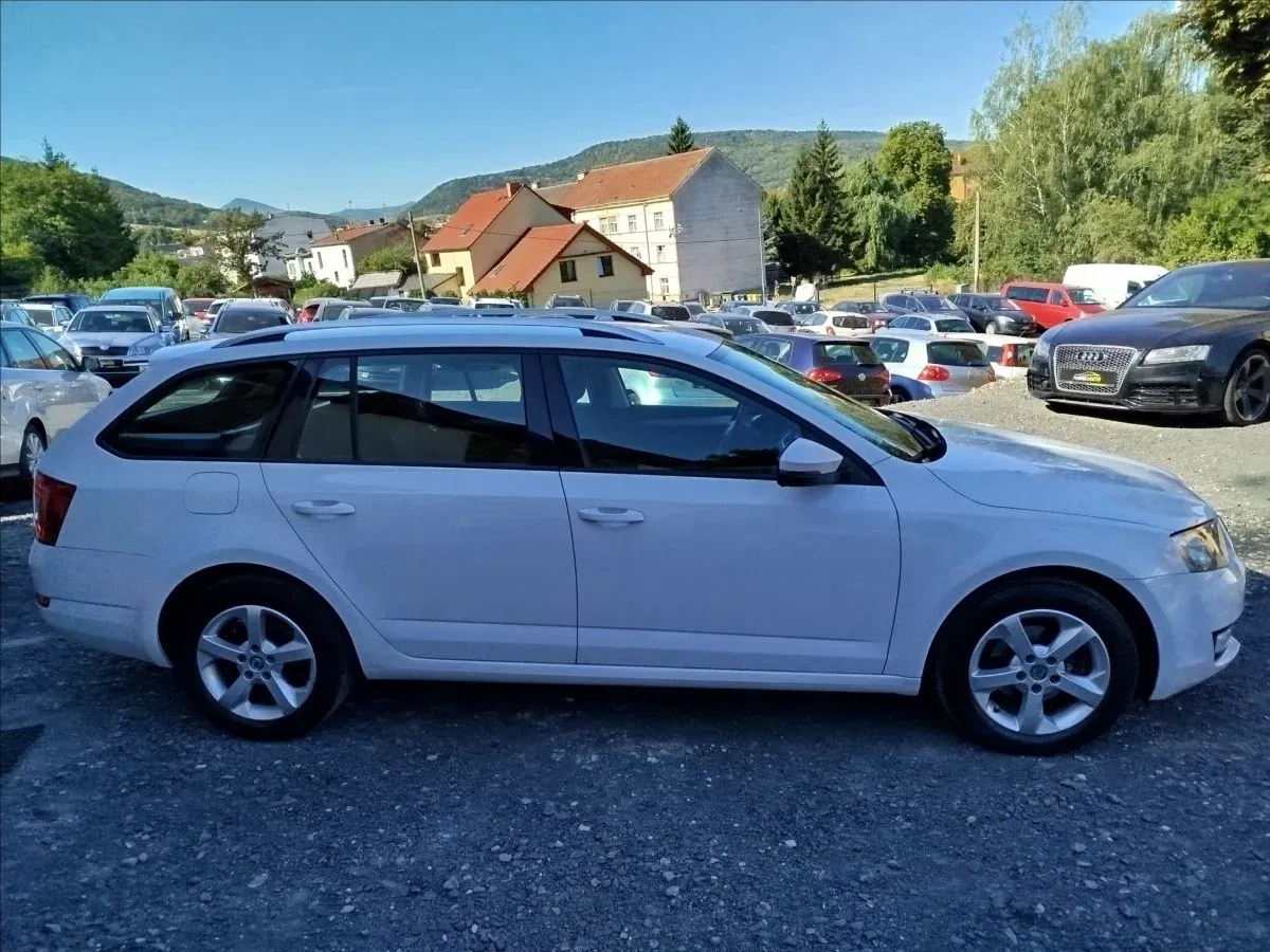 Škoda Octavia - Náhled 7