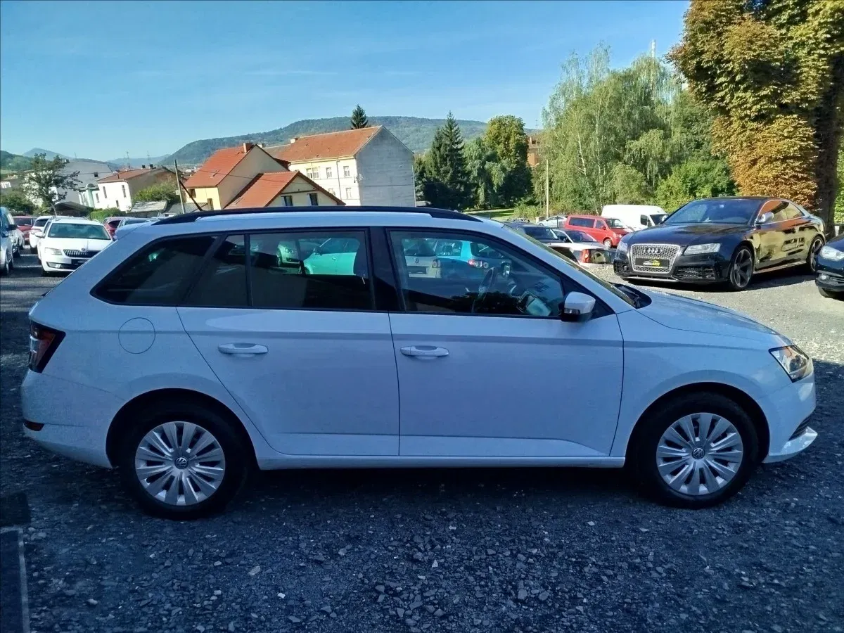 Škoda Fabia - Náhled 7