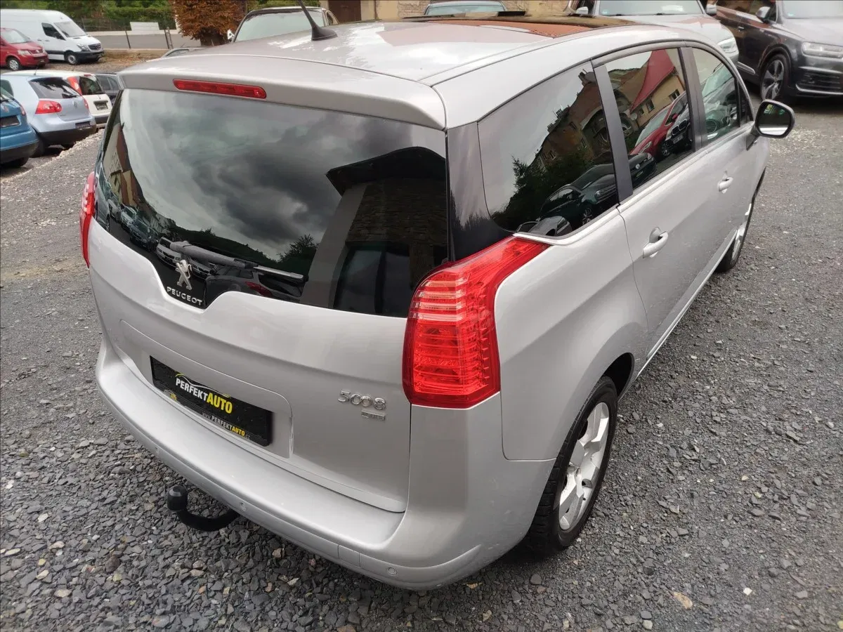 Peugeot 5008 - Náhled 6