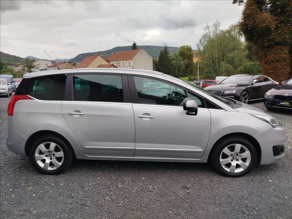 Peugeot 5008 - Náhled 7