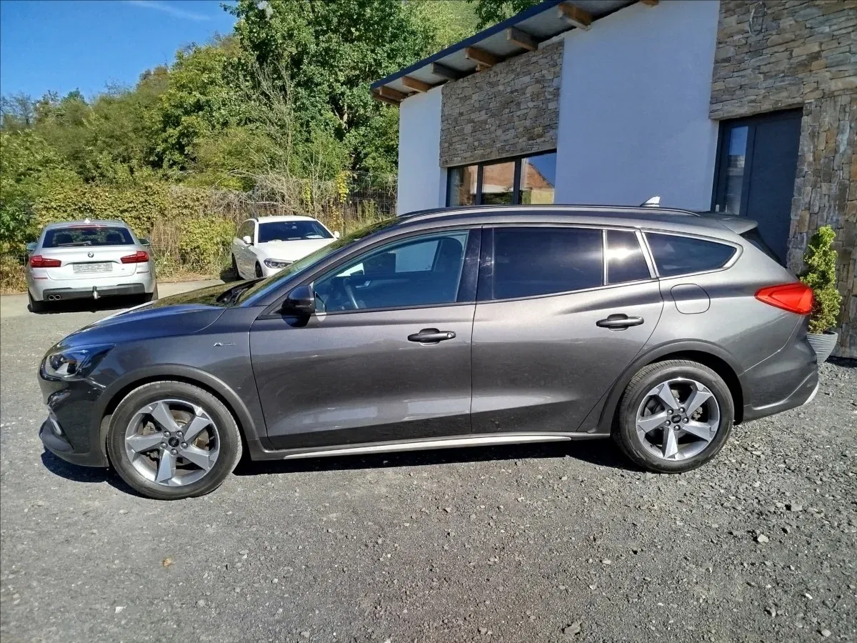 Ford Focus - Náhled 3
