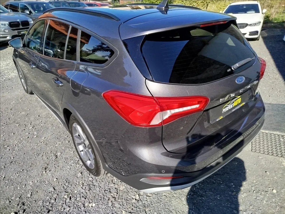 Ford Focus - Náhled 4