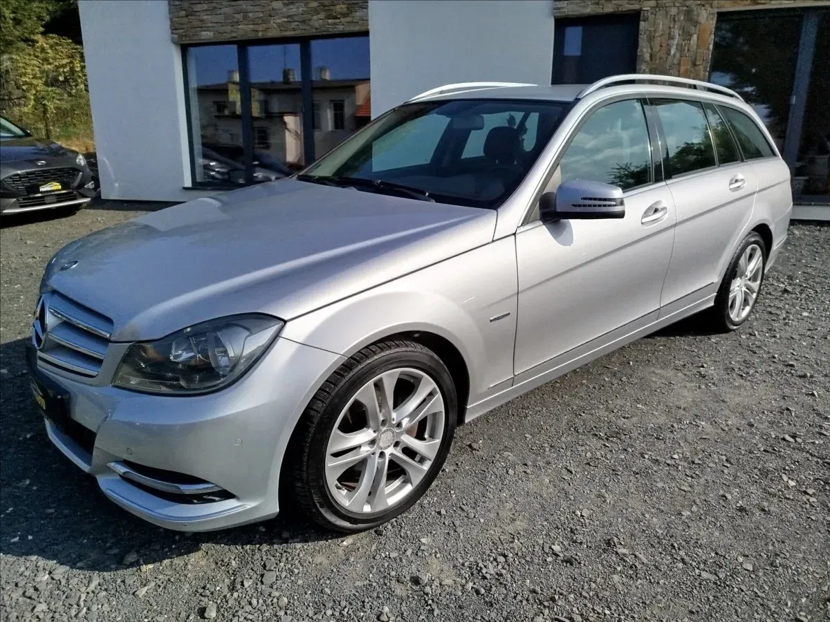 Mercedes-Benz Třídy C - Náhled 2