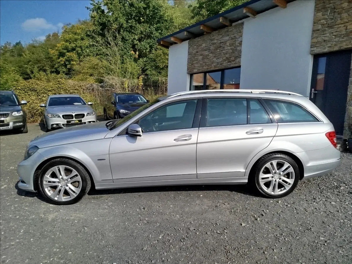 Mercedes-Benz Třídy C - Náhled 3