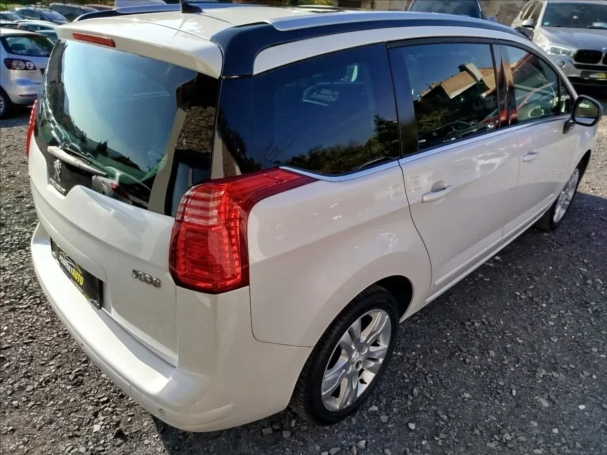 Peugeot 5008 - Náhled 6