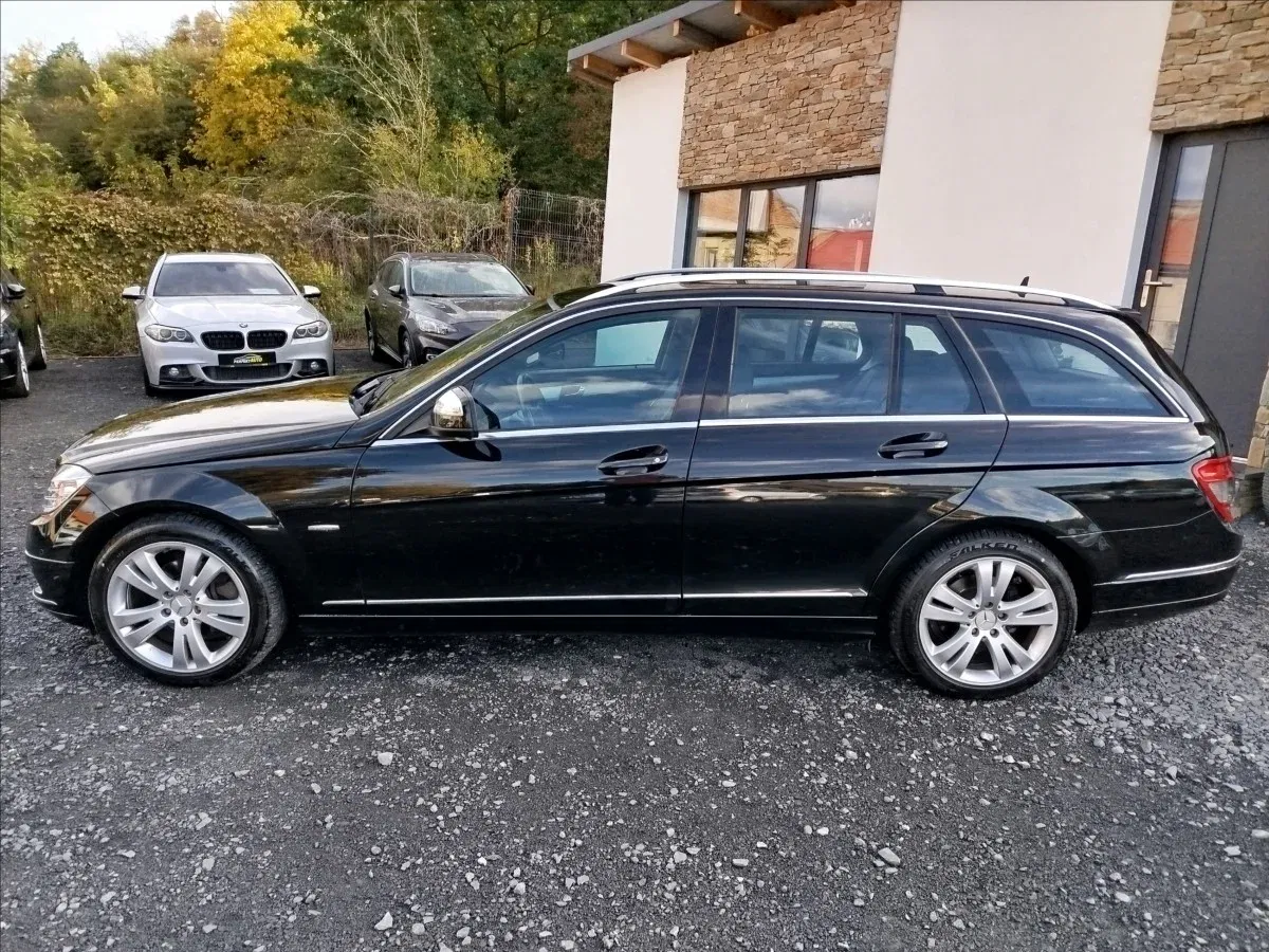Mercedes-Benz Třídy C - Náhled 3