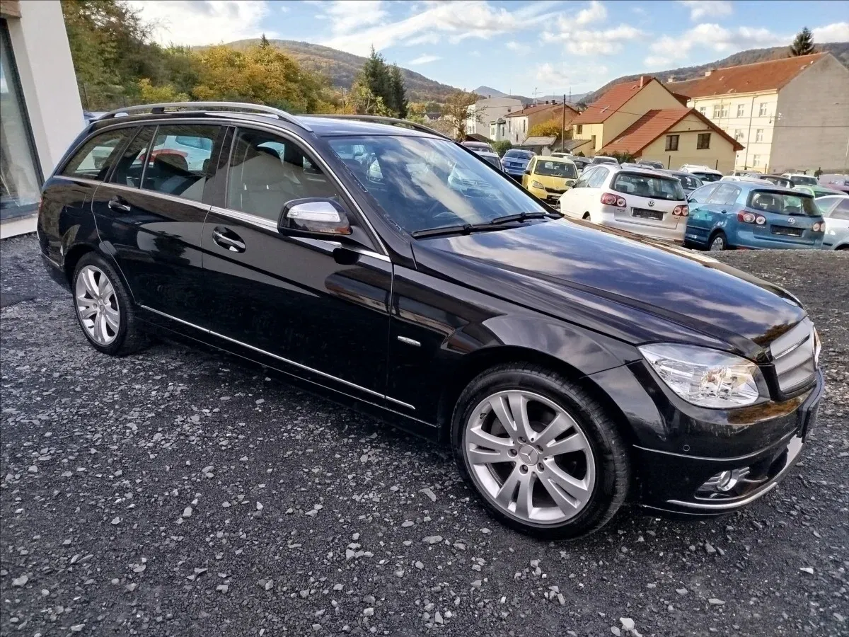Mercedes-Benz Třídy C - Náhled 8
