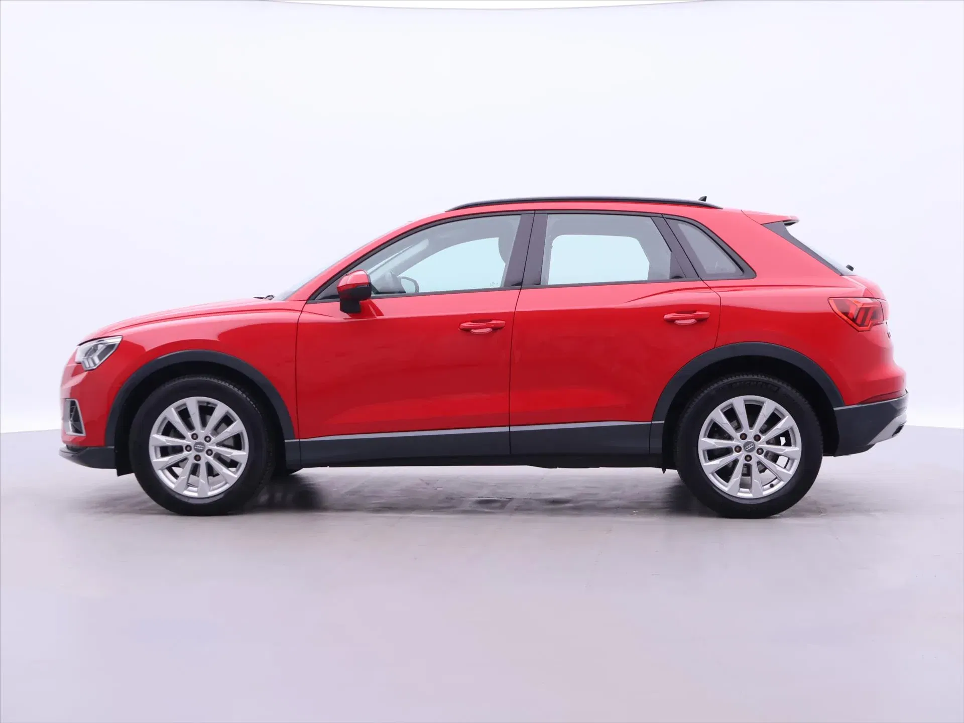 Audi Q3 - Náhled 4