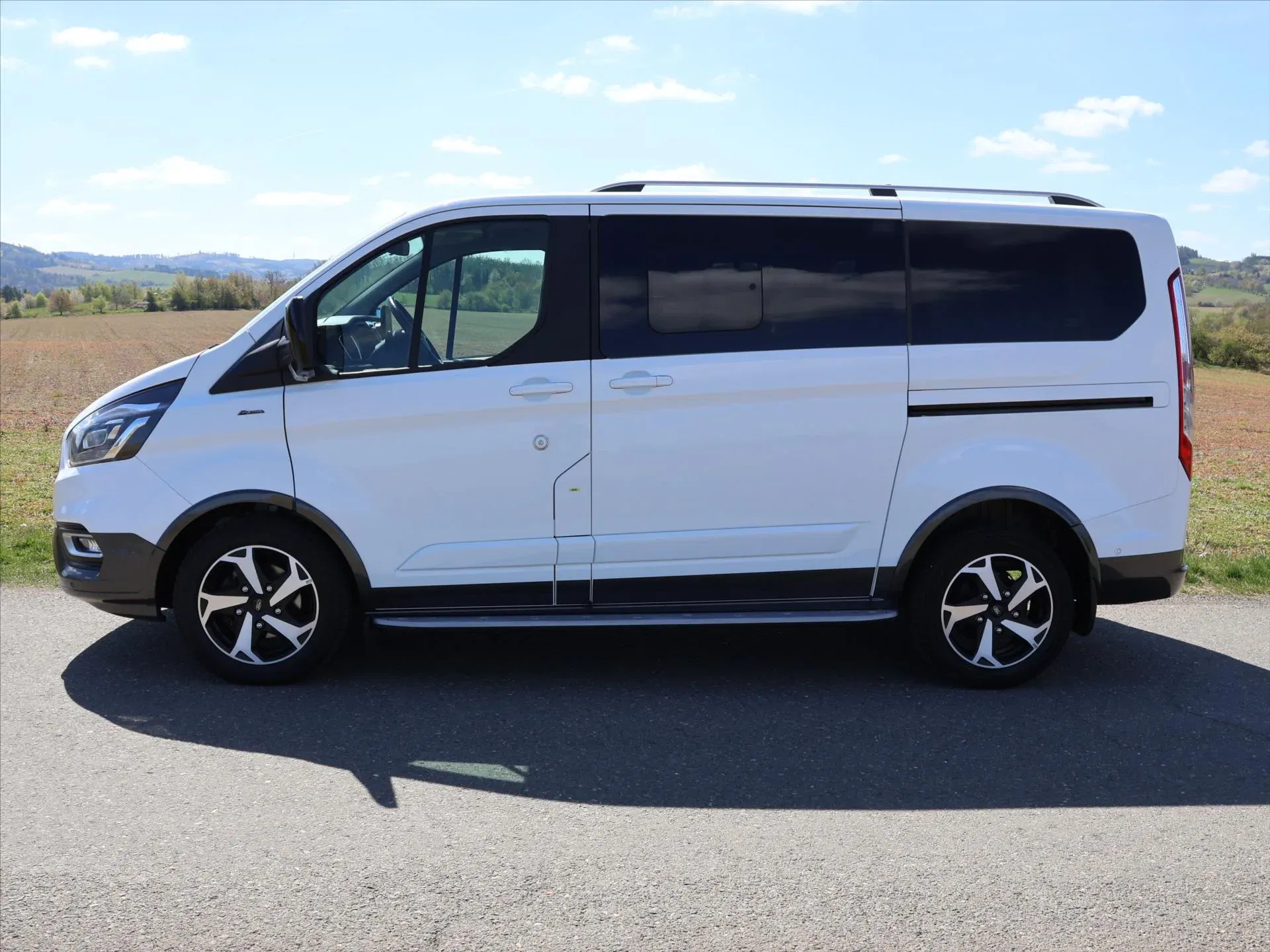 Ford Tourneo Custom - Náhled 4