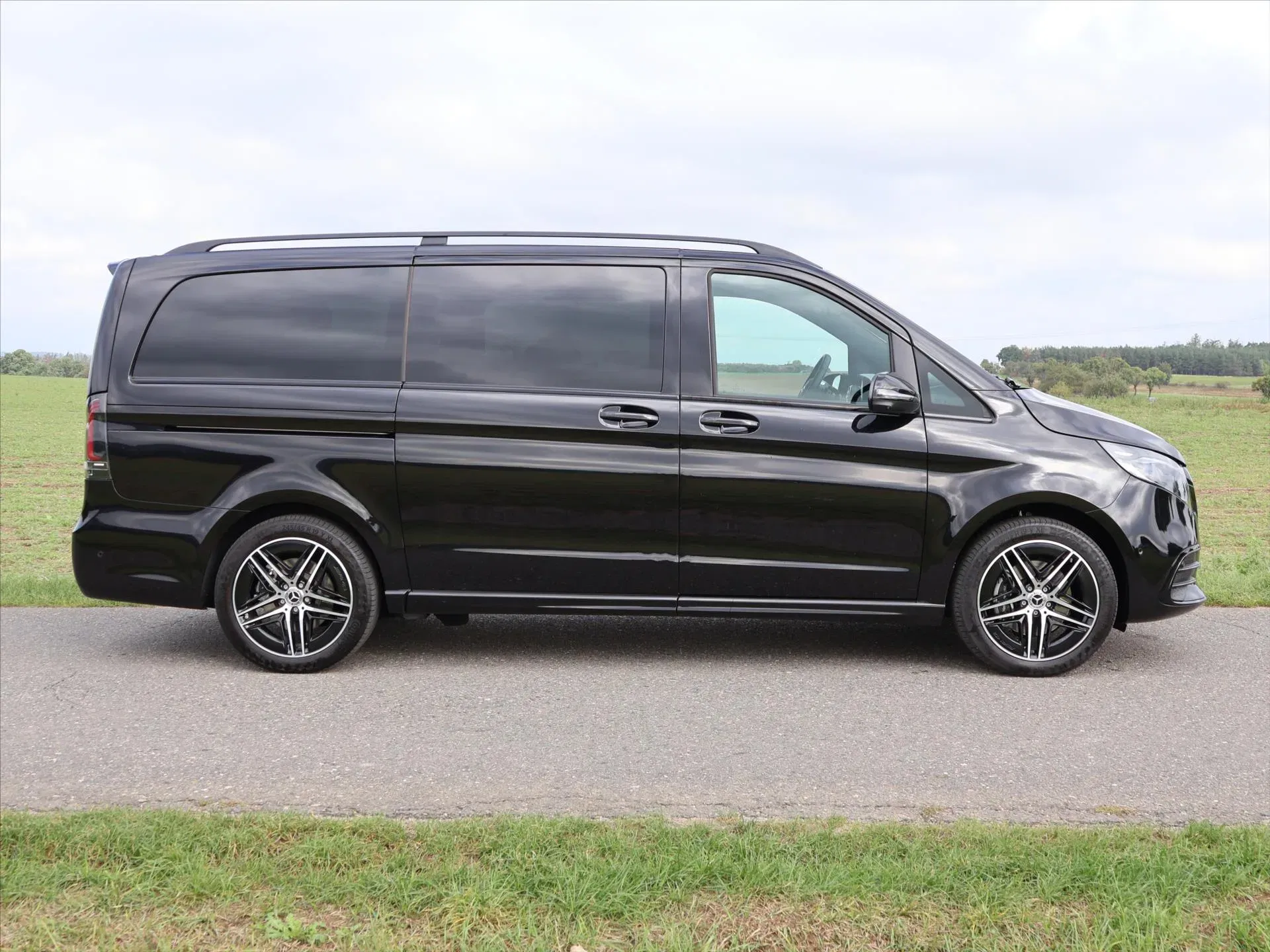 Mercedes-Benz Třídy V - Náhled 8