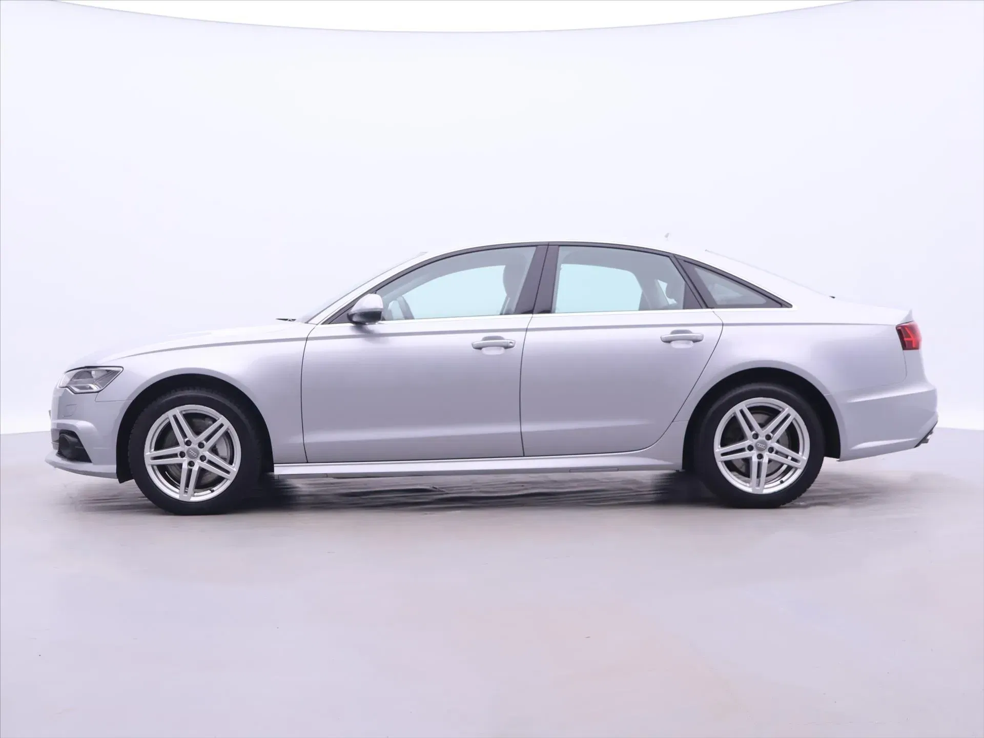 Audi A6 - Náhled 4