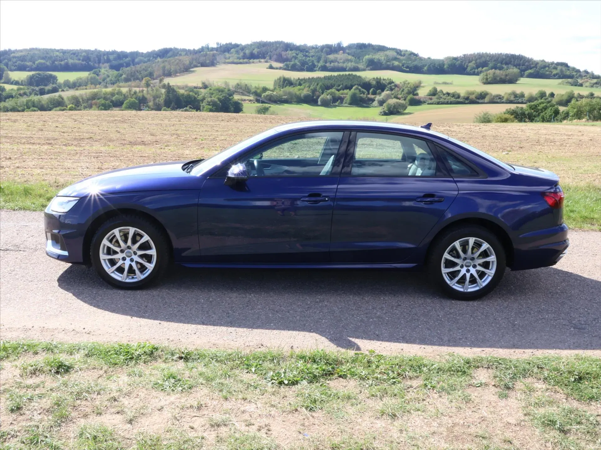 Audi A4 - Náhled 4