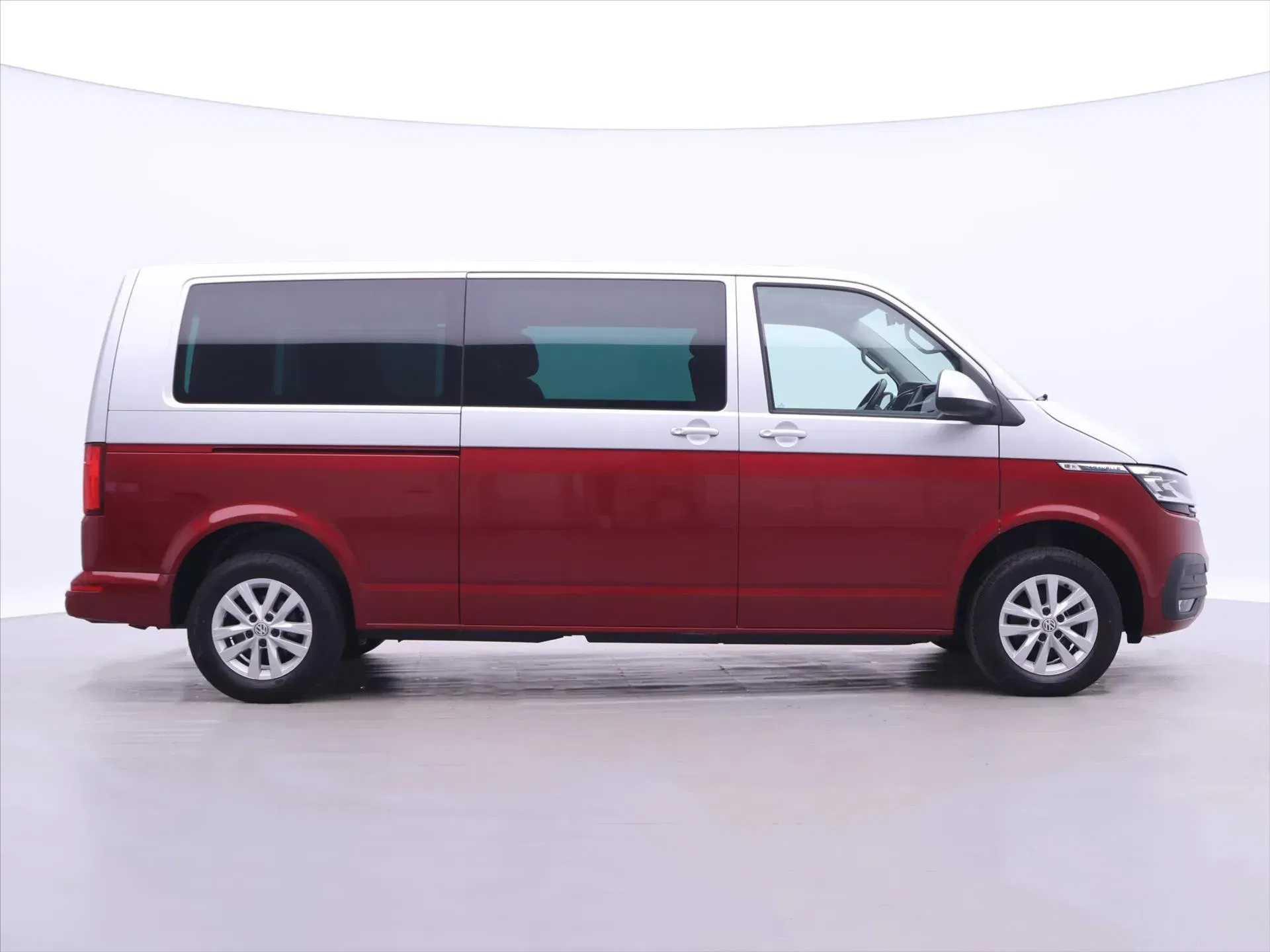 Volkswagen Caravelle - Náhled 8