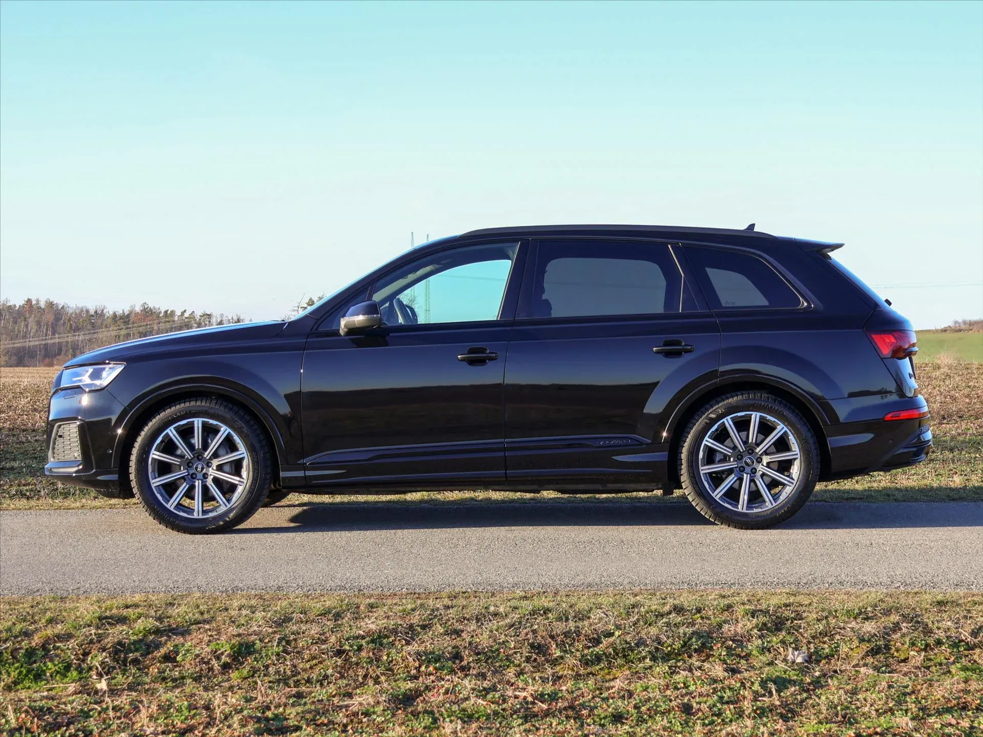 Audi Q7 - Náhled 4