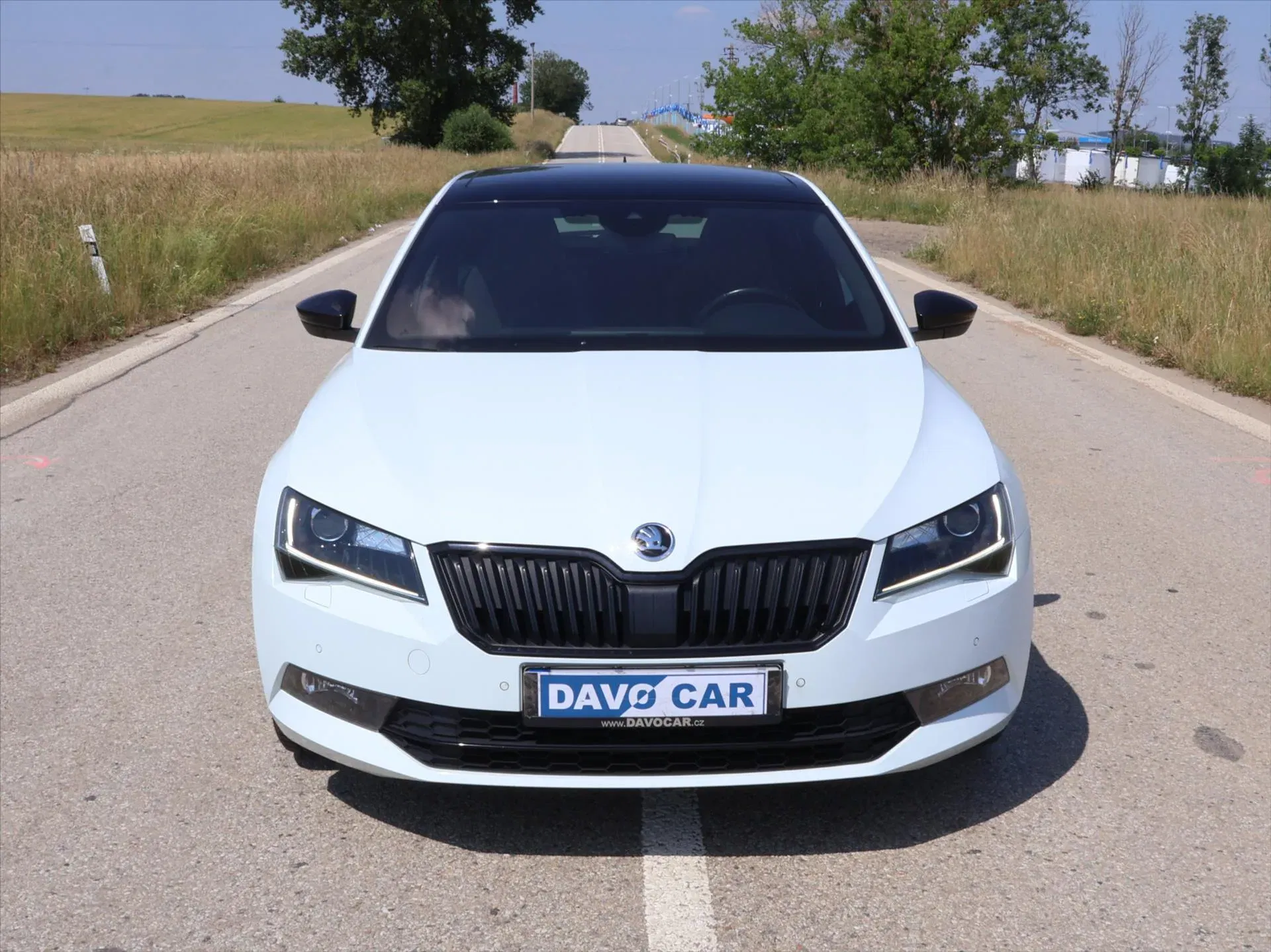Škoda Superb - Náhled 2