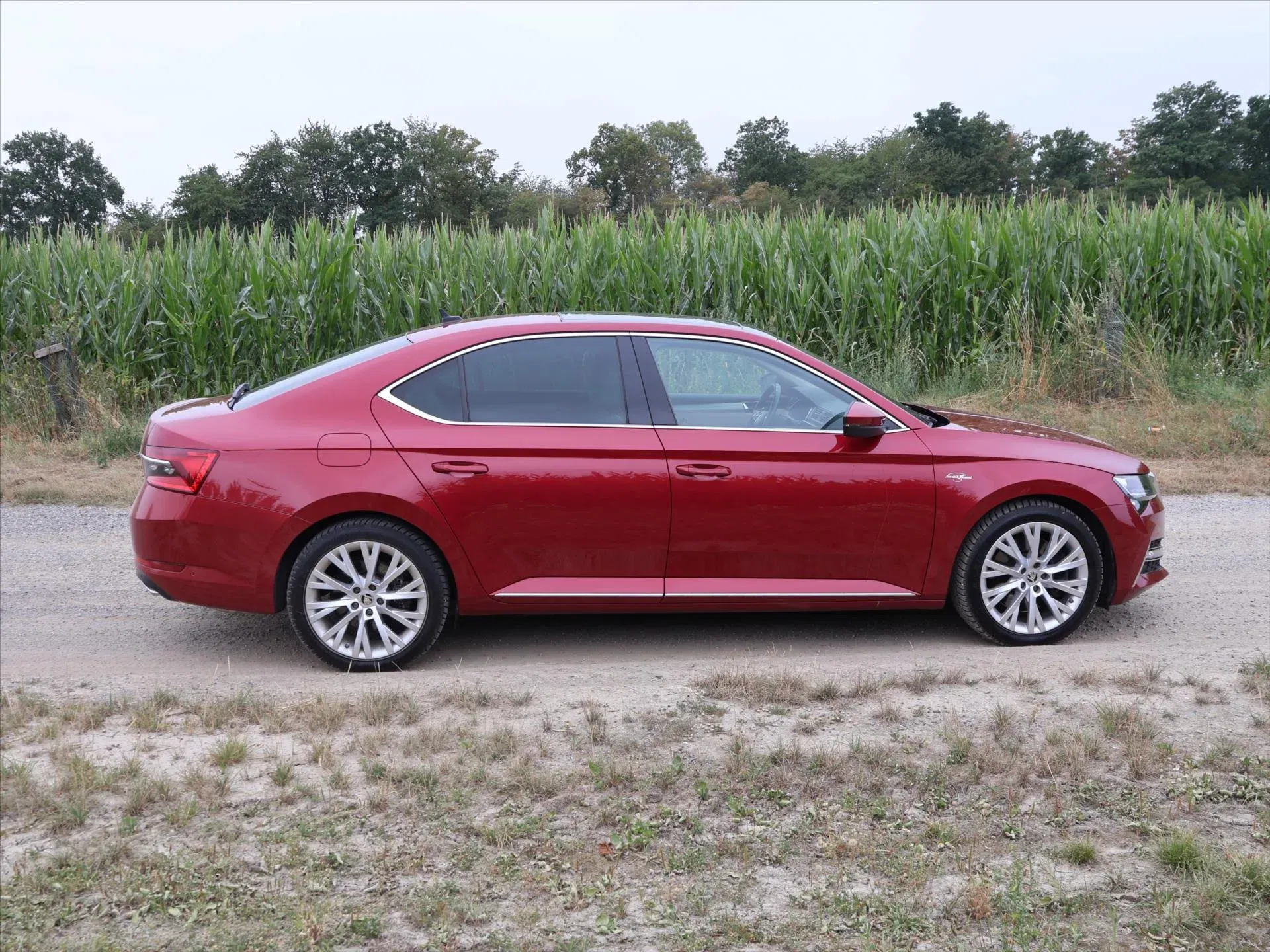 Škoda Superb - Náhled 8