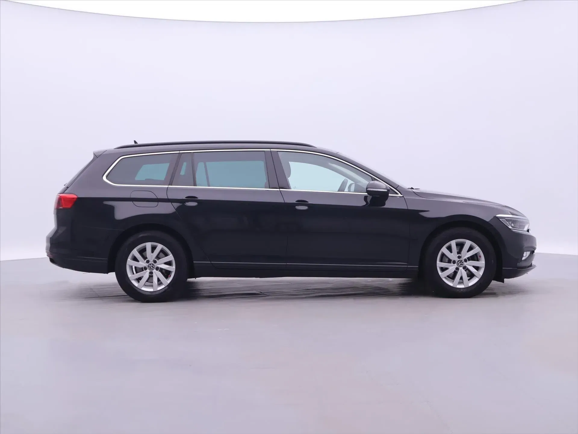Volkswagen Passat - Náhled 8