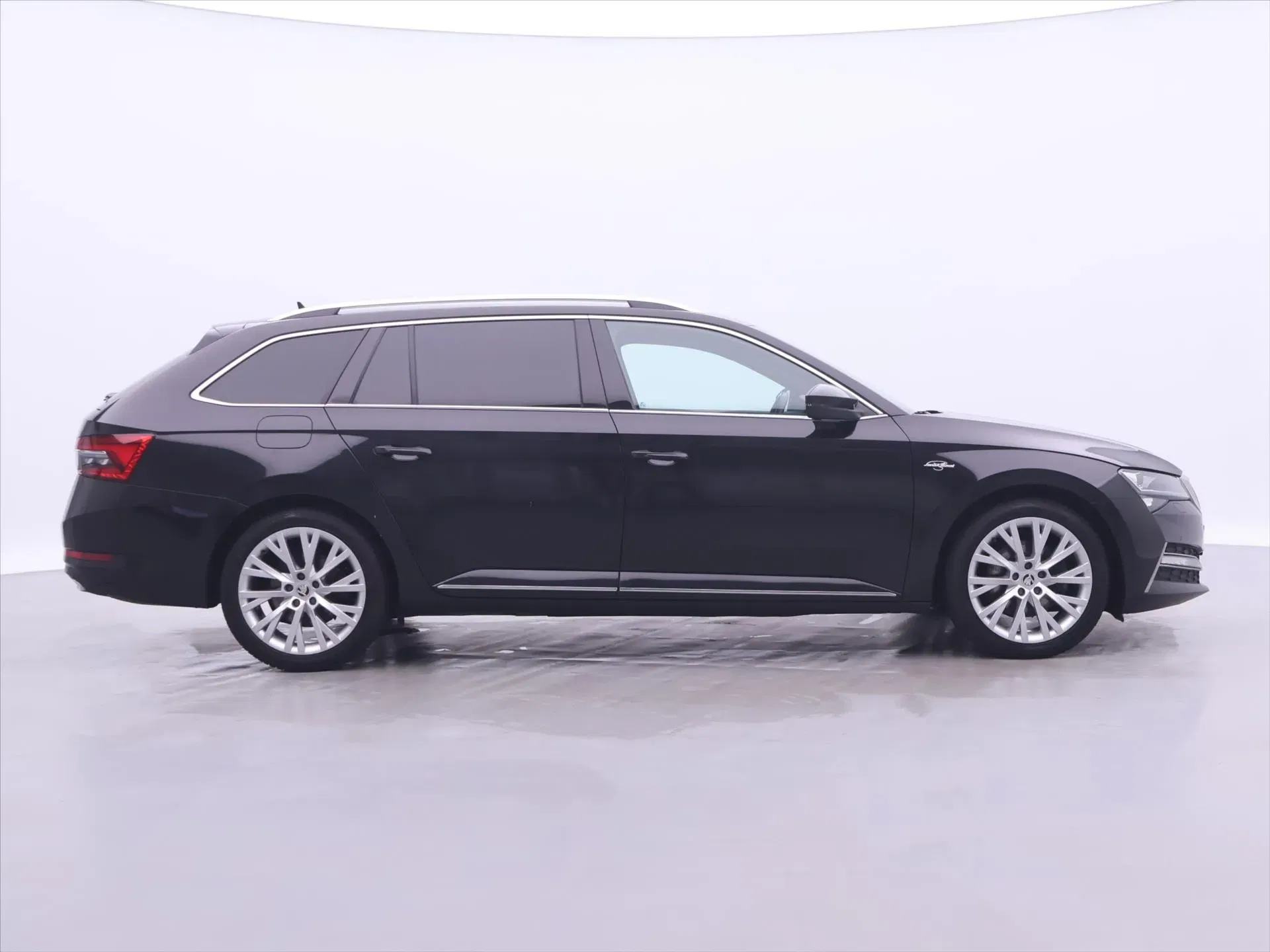 Škoda Superb - Náhled 8