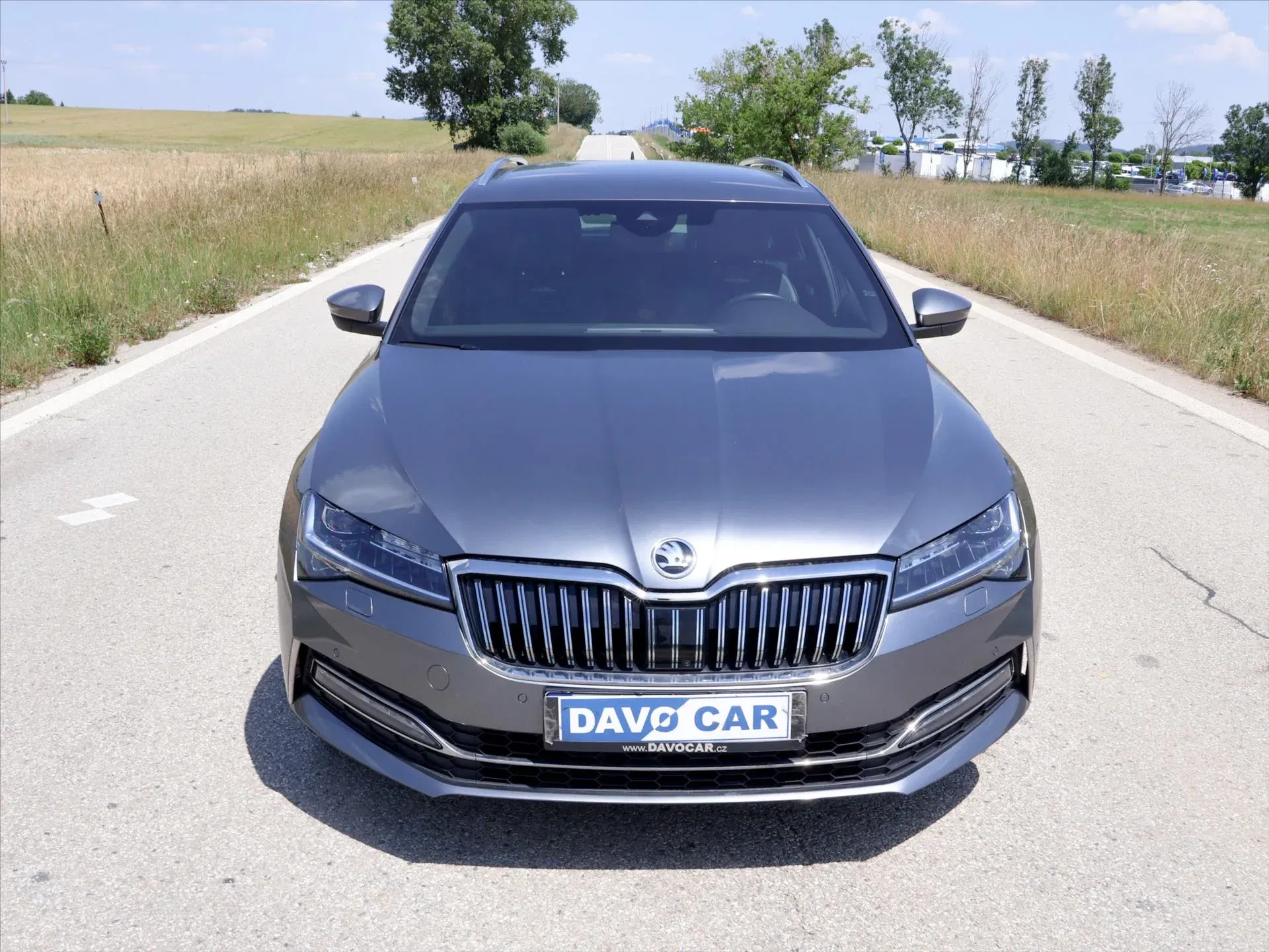 Škoda Superb - Náhled 2