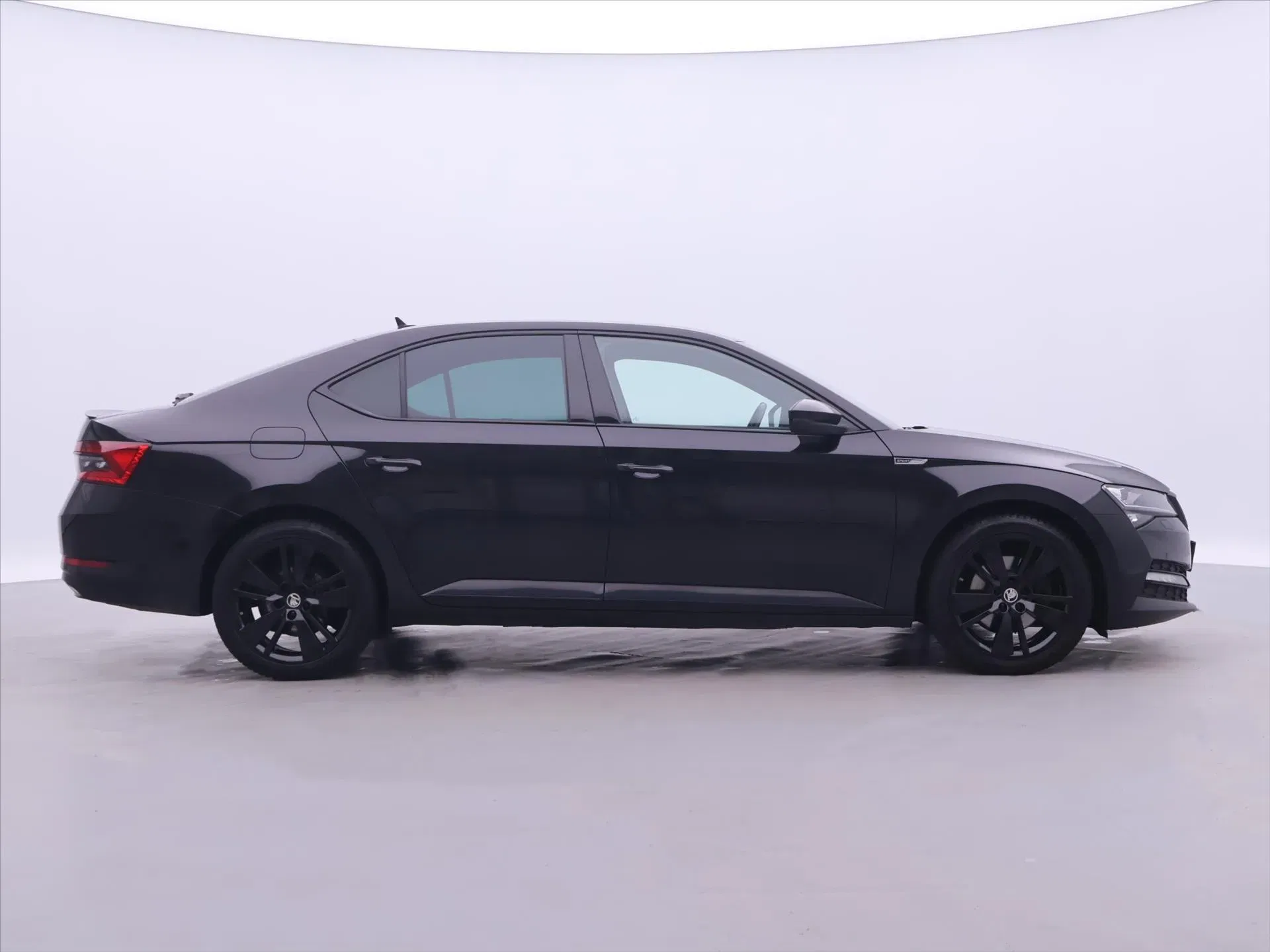 Škoda Superb - Náhled 8