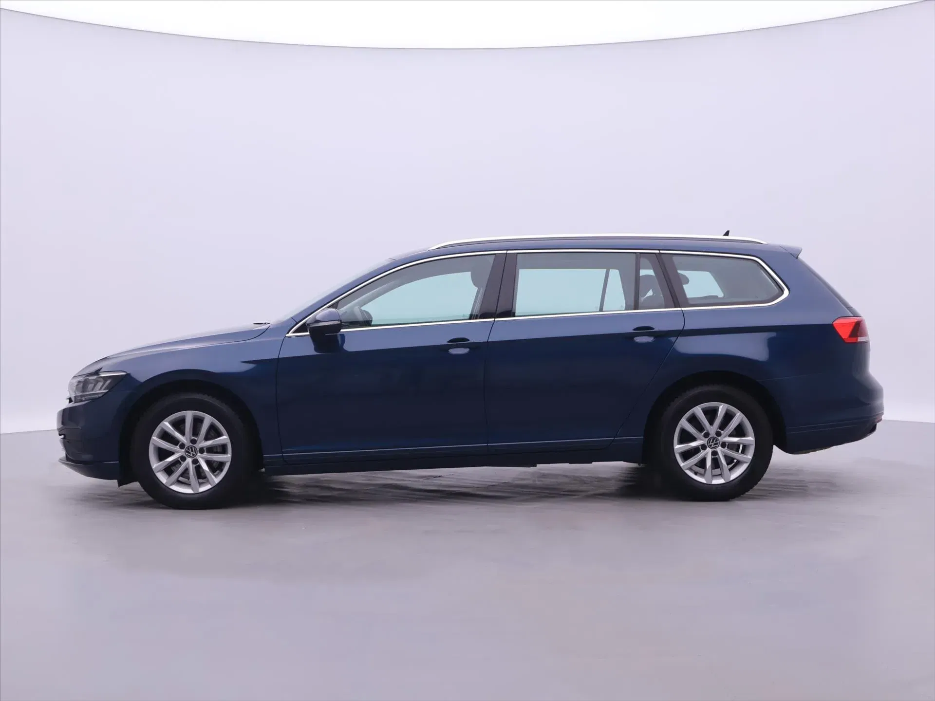 Volkswagen Passat - Náhled 4
