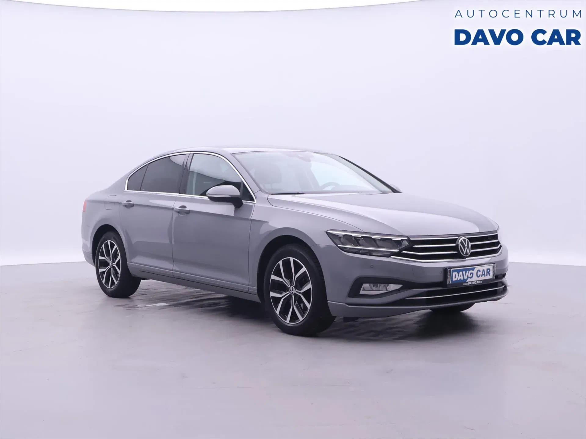 Volkswagen Passat - Obrázek 1