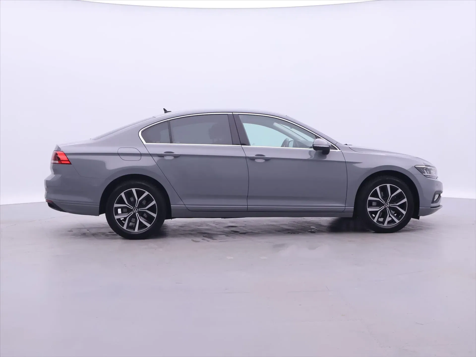 Volkswagen Passat - Náhled 8