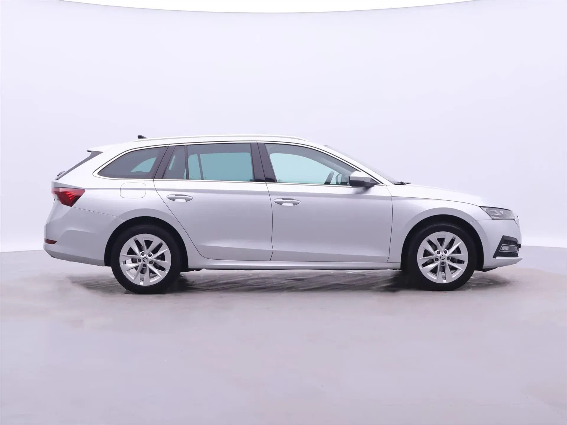 Škoda Octavia - Náhled 8